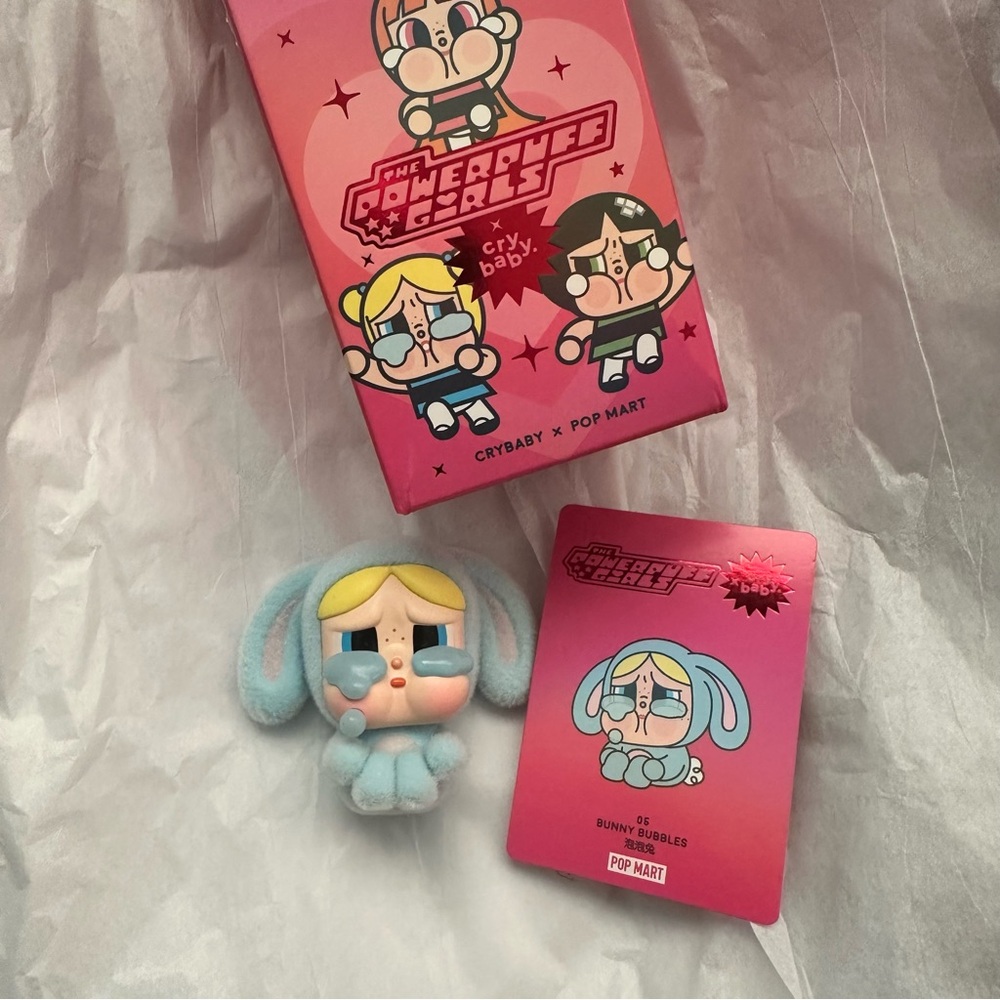 Popmart cry baby powerpuff girls figure